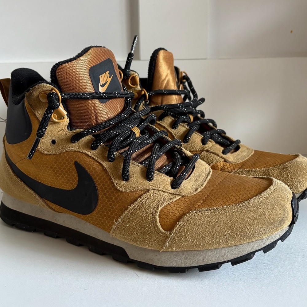 Vintage Nike Boot. Great condition.